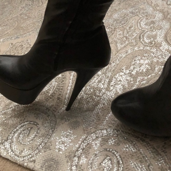 Awesome platform genuine leather ankle bootie - Picture 2 of 5